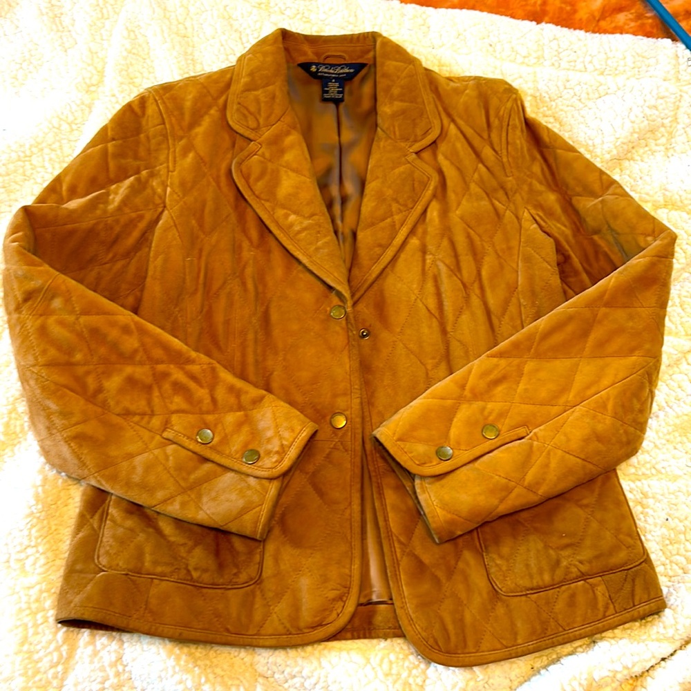 BROOKS BROTHERS vintage suede quilted blazer. Gorgeous saddle brown. Size 8